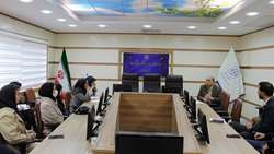 نشست صمیمانه مسئولین دانشگاه با اعضای هیئت علمی دانشکده دندانپزشکی