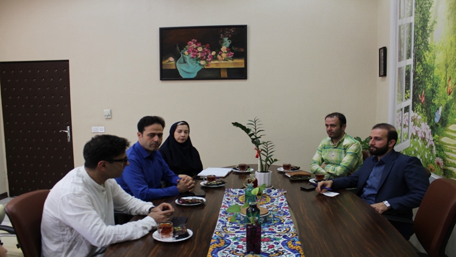 نشست مشترکی مدیران آموزش و پرورش و مسئولان دانشکده دندانپزشکی